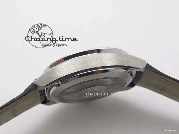 0721 Globemaster Master Chronometer SS V6F Best Edition White Dial On Black Leather Strap A FastDry 8269